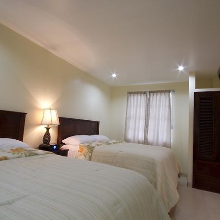 Rainbow Hotel Caye Caulker Zewnętrze zdjęcie
