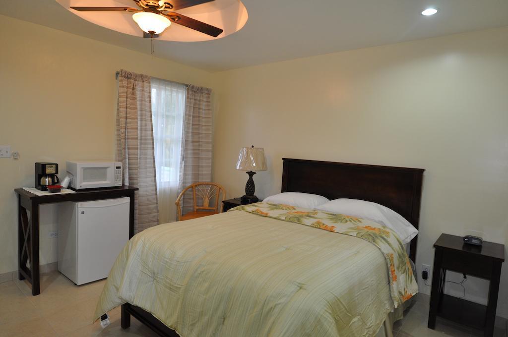 Rainbow Hotel Caye Caulker Pokój zdjęcie
