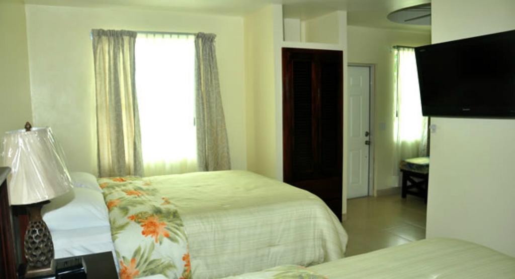 Rainbow Hotel Caye Caulker Zewnętrze zdjęcie